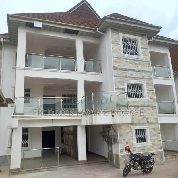 3bdrm Apartment in 3 Bedrooms Apartment, Kumasi Metropolitan for rent · Photo 1