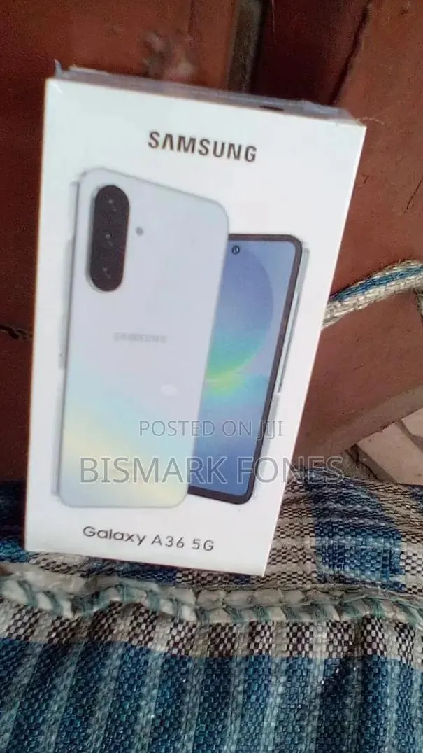 New Samsung Galaxy A36 256 GB White · Photo 1