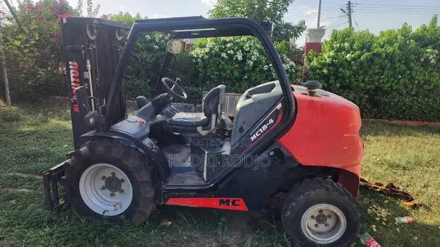 Forklift Manitou Mc 18-4 St · Photo 1