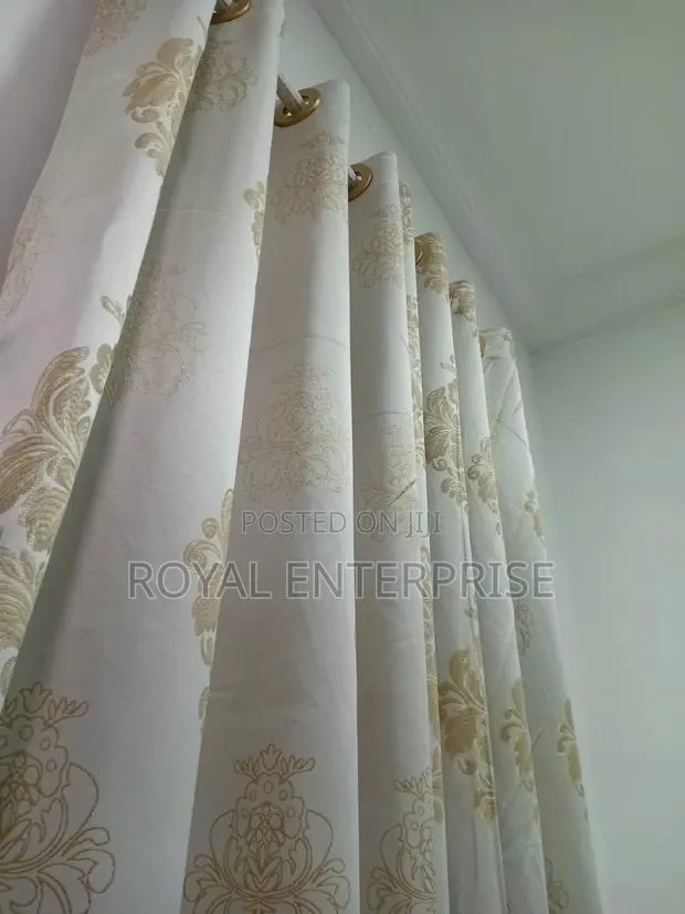Modern Elegance Sunblock Out Curtains