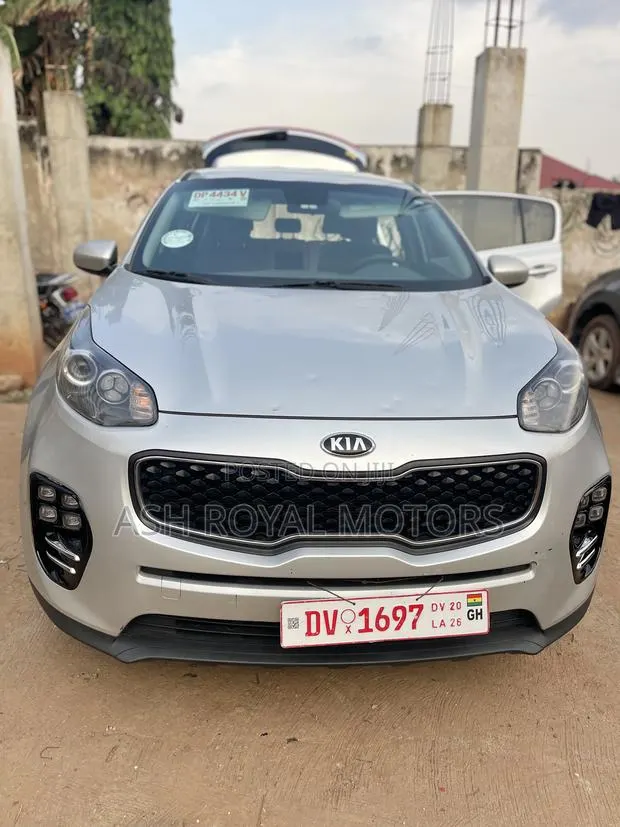 Kia Sportage LX 4dr SUV (2.4L 4cyl 6A) 2017 Silver · Photo 1