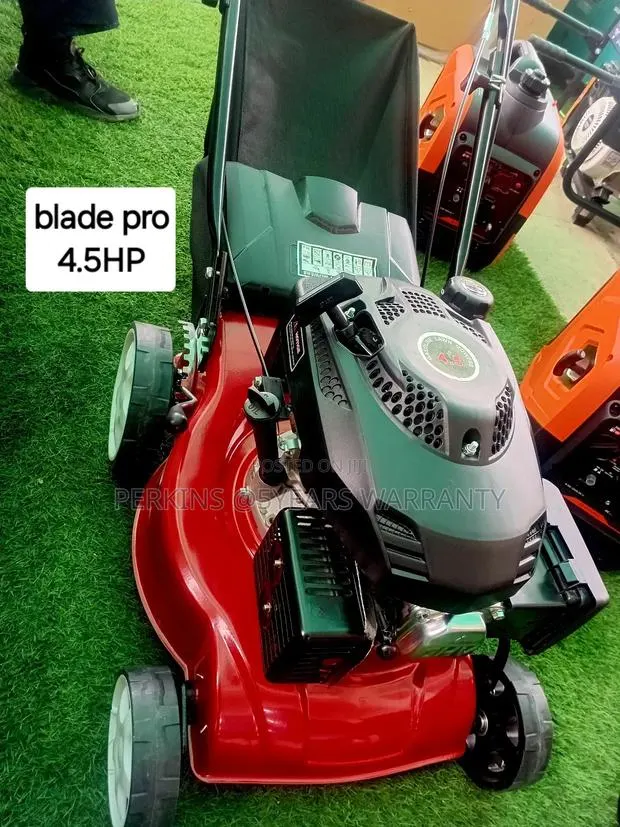 Blade Pro 4.5HP Ecoolmax Pertol Gasoline Mower Japan Model · Photo 1