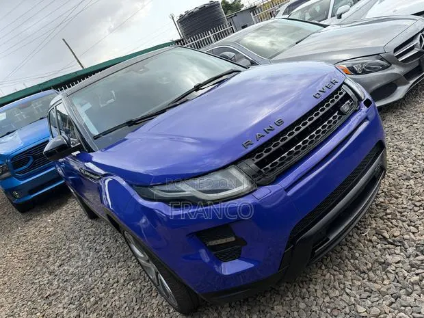 Land Rover Range Rover Evoque SE Premium 4x4 5-Door 2017 Blue · Photo 1