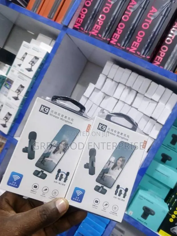 Wireless Microphone · Photo 1