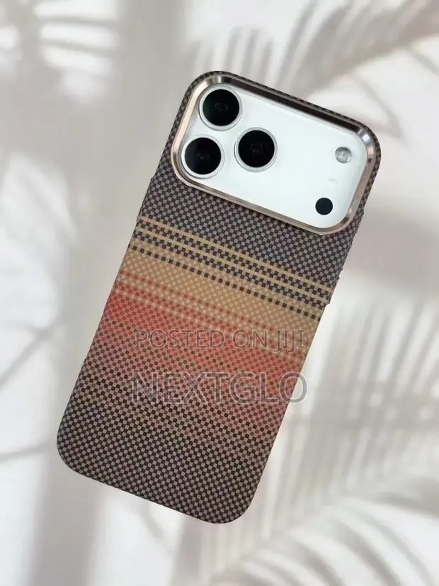 18 Pro Max Case · Photo 1