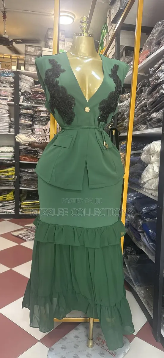 Classic Floral 2 Piece Skirt and Trousers for Ladies · Photo 1