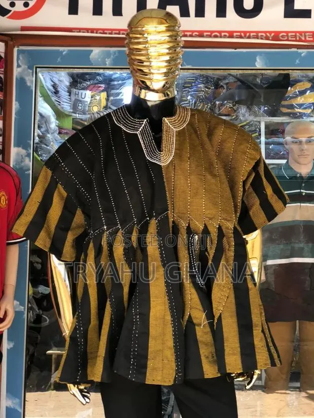 Shop Batakari Smocks in Ghana | Handmade Fugu for Men – Tryahu · Photo 1