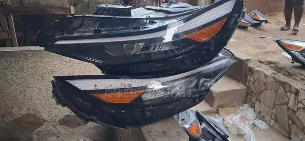 Hyundai Elantra 2024 2025 Headlight · Photo 1