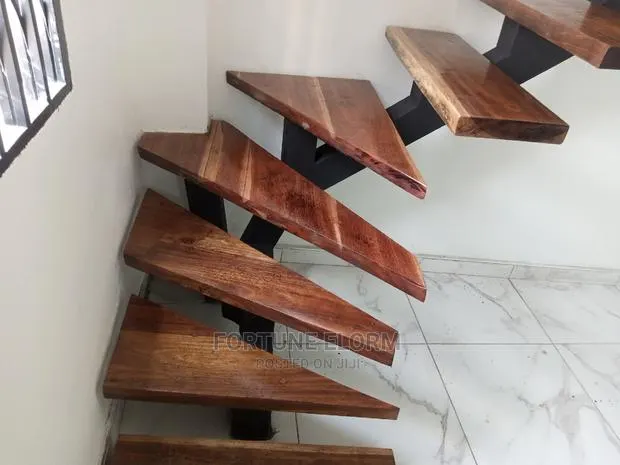 Wooden Stairs (Beautiful) · Photo 1