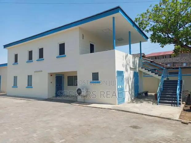 3rooms Office Space to Let · Photo 1