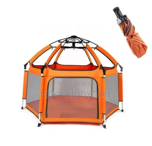 Foldable Play Fence With Cover · Photo 1