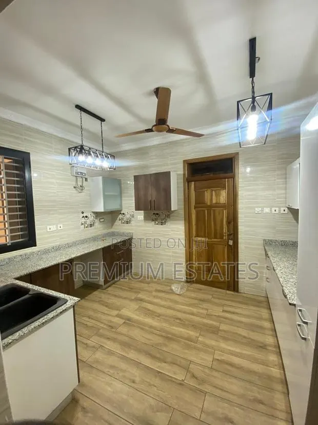 3bdrm Apartment in American House for rent · Photo 1