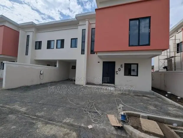 3bdrm House in Achimota for sale · Photo 1