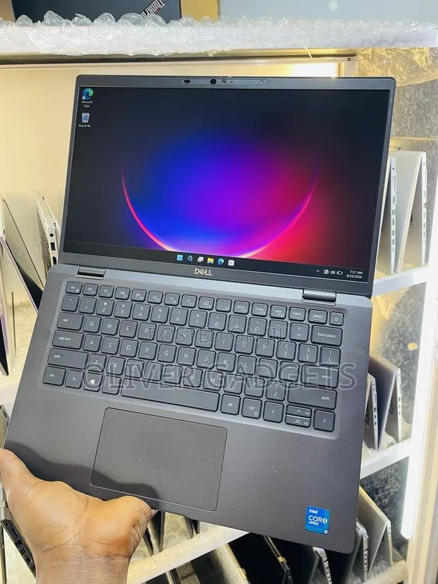 Laptop Dell Latitude 7420 16GB Intel Core i5 SSD 256GB · Photo 1