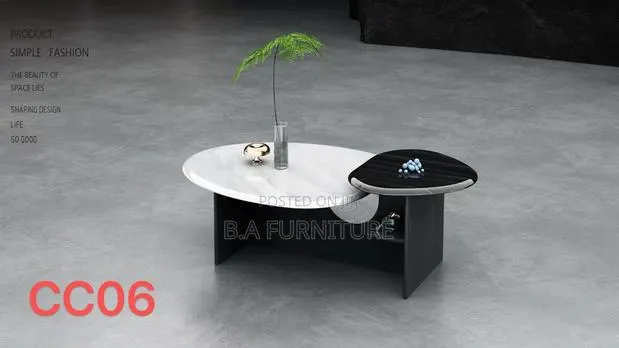 Center Table—- Marble · Photo 1