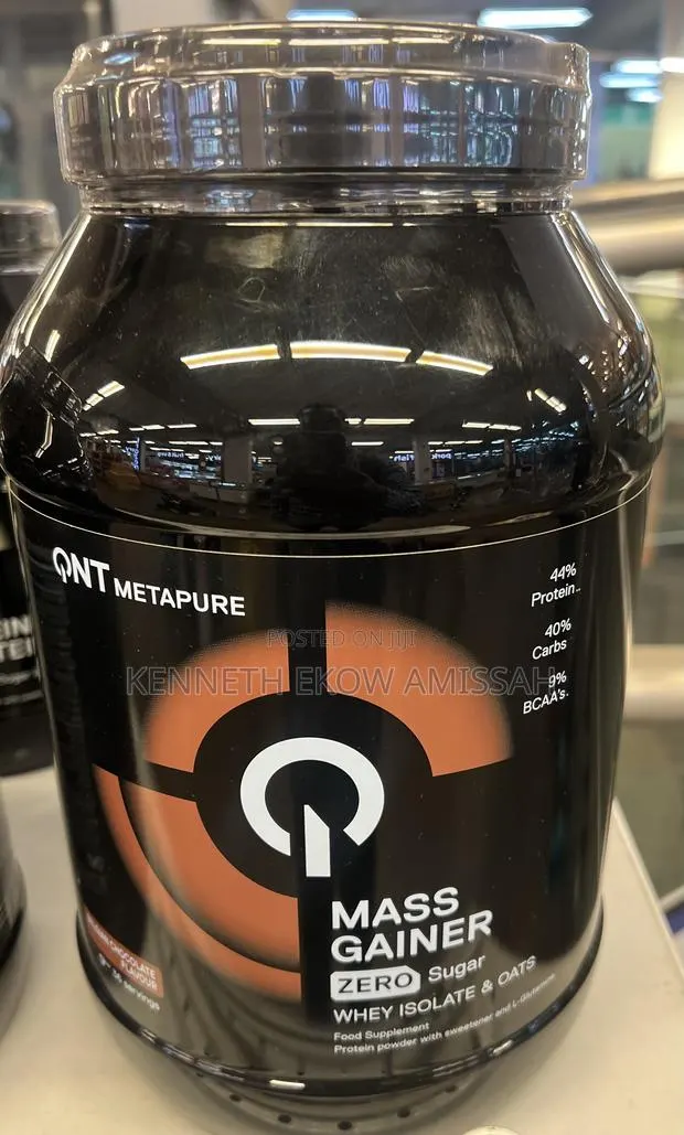 QNT Metapure Mass Gainer in Belgian Chocolate Flavor · Photo 1