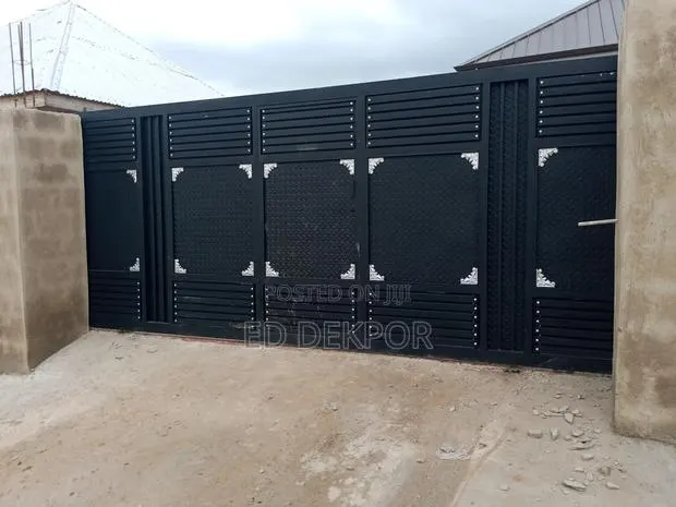 Conner Moulding Gate · Photo 1