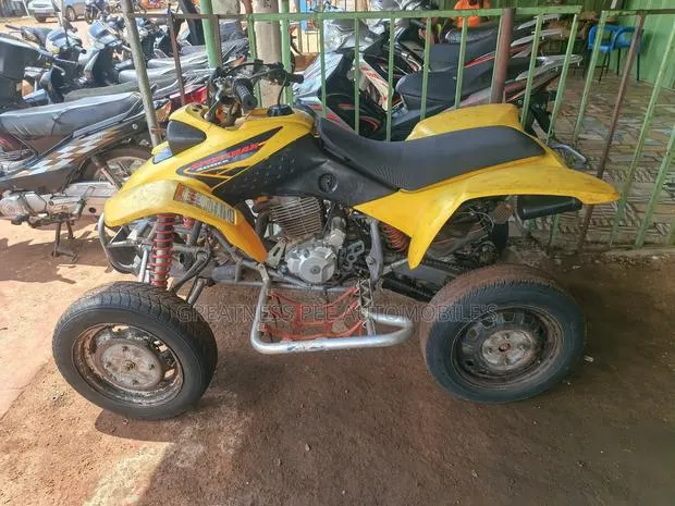 Honda 2018 Yellow · Photo 1