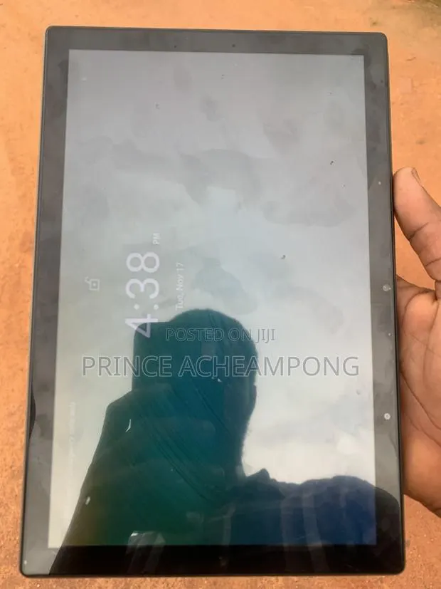 New Tablet 32 GB Silver · Photo 1
