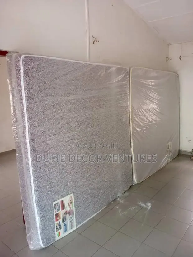 King Size Orthopedic Matress · Photo 1