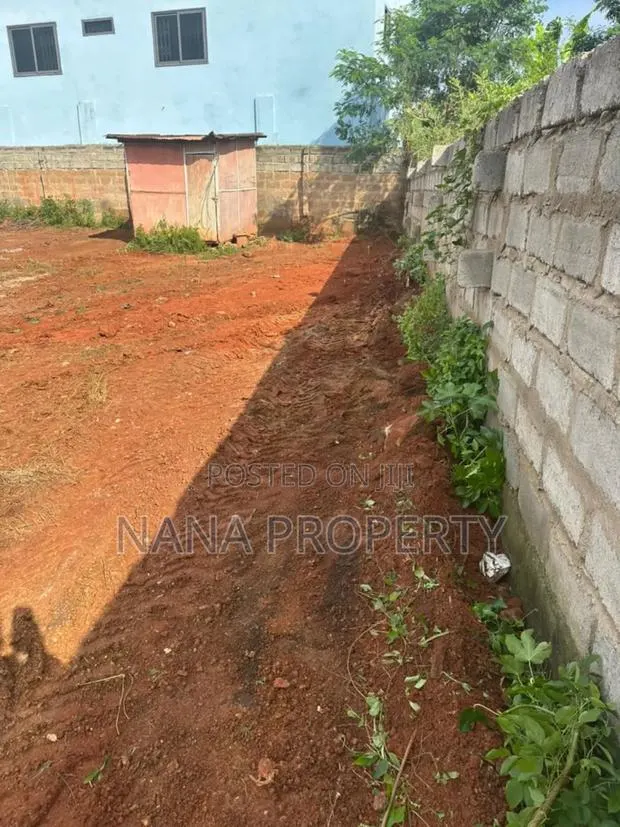 One Plot of Land for Sale Located at Oyarifa Kuottame · Photo 1