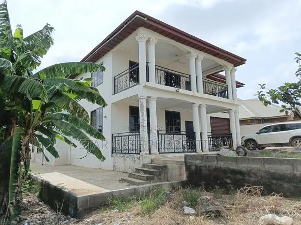 5bdrm House in Abuakwa, Atwima Nwabiagya for sale · Photo 1
