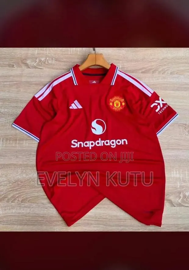 Original Manchester United Home Jersey · Photo 1