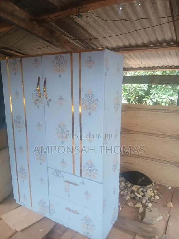 Wardrbe 2in1 · Photo 1