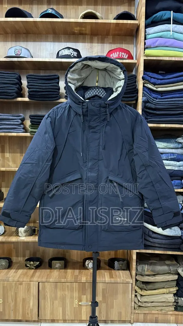 Heavy Winter Jackets · Photo 1