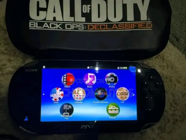 PSP Vita With Games Black · Photo 1