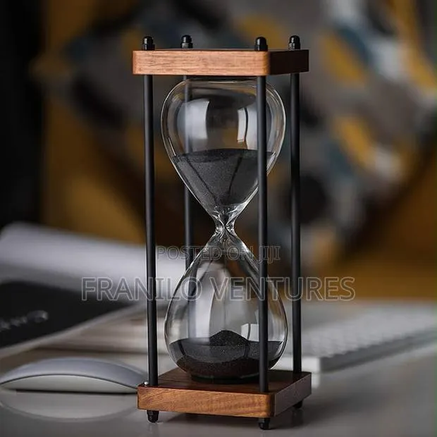 Vintage Hour Glass Ornament. (60 Minutes Glass Timer) · Photo 1
