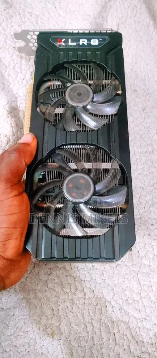 Nvidia GTX 1070 · Photo 1