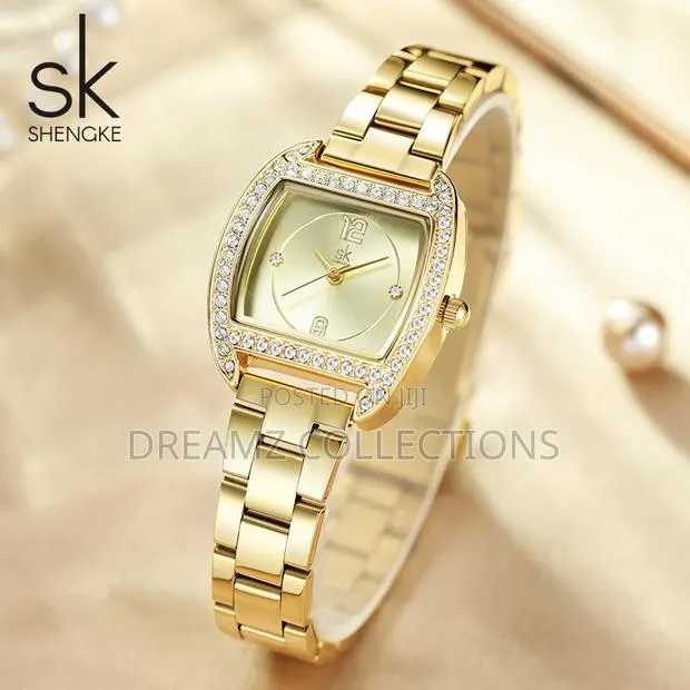 Rectangular Crystal Bezel Watch · Photo 1