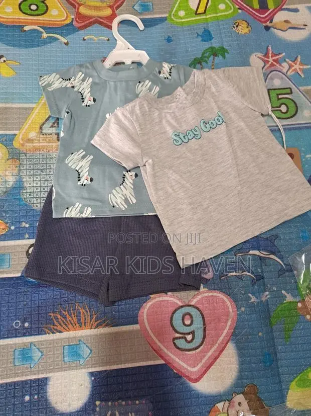 3 Pieces Cute and Adorable Boys Clothes 0 to 3months · Photo 1