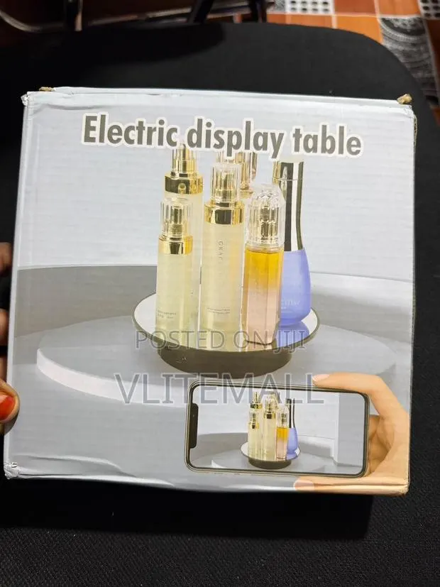 360-Degree Motorized Display Table · Photo 1