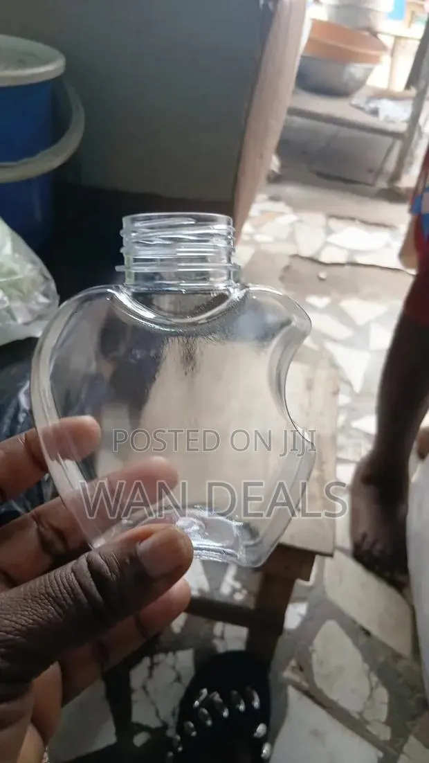 300ml PET Bottles (Apple Shape Type) · Photo 1