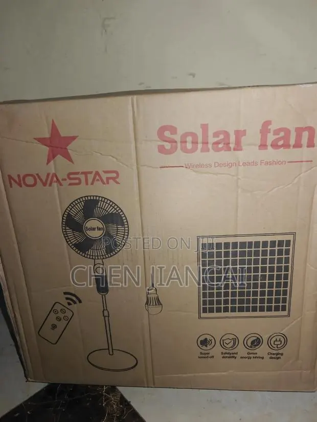 Solar System Fan · Photo 1