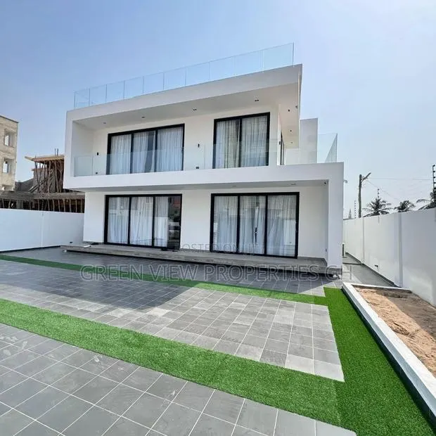 Furnished 5bdrm Duplex in East Legon for sale · Photo 1