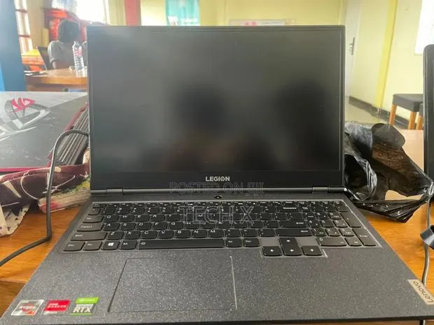 New Laptop Lenovo Legion 5 16GB AMD Ryzen 7 SSD 512GB · Photo 1