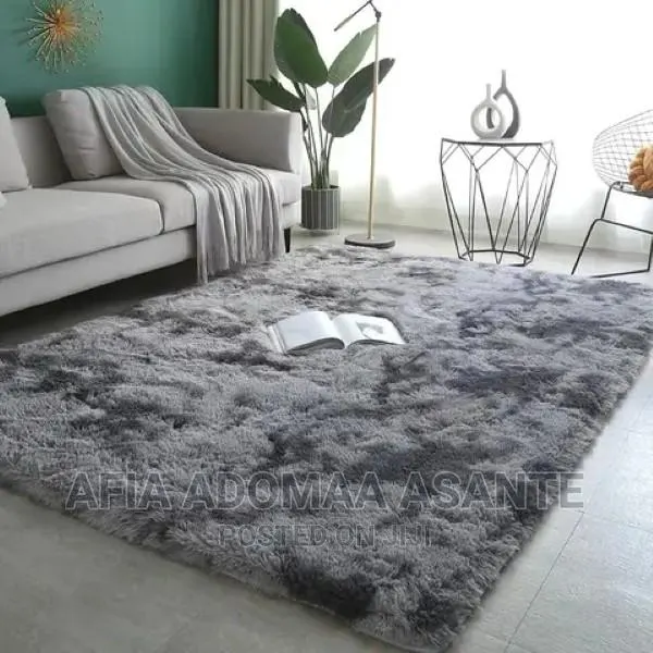 200cm X 300cm Fluffy Carpet · Photo 1