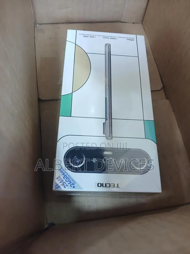 New Tecno Camon Slim 256 GB White · Photo 1