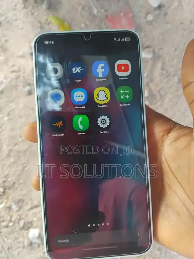 Samsung Galaxy A16 128 GB Silver · Photo 1