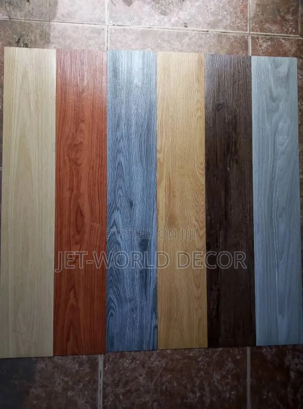 Floor Panels · Photo 1