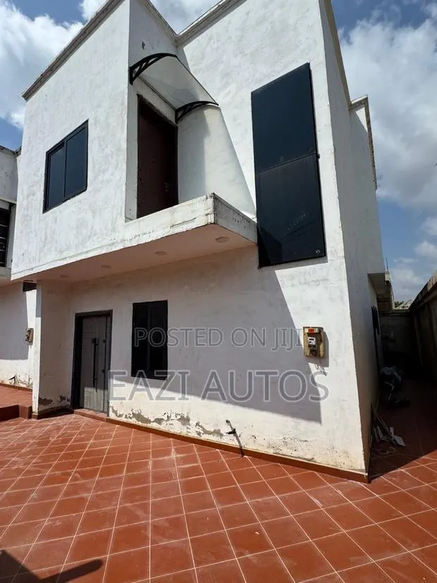2bdrm Apartment in Eazi Estate, Kumasi Metropolitan for sale · Photo 1