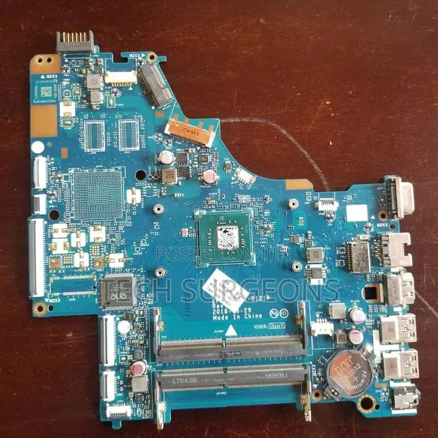Hp 250 G6 15.6'' Original Celeron Laptop Motherboard · Photo 1