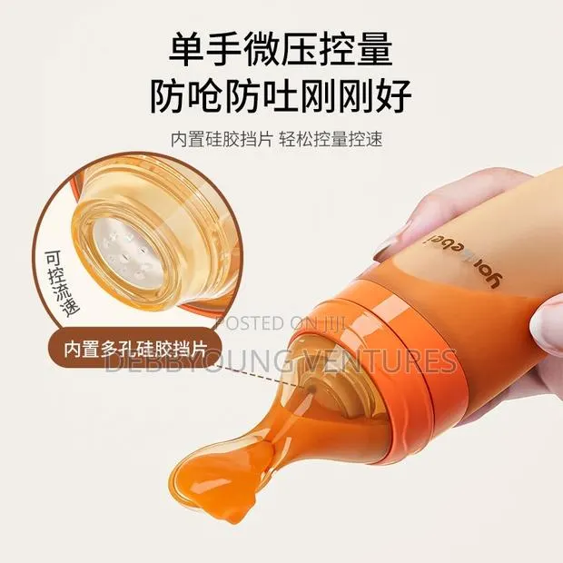 Silicone Baby Feeding With Spoon · Photo 2