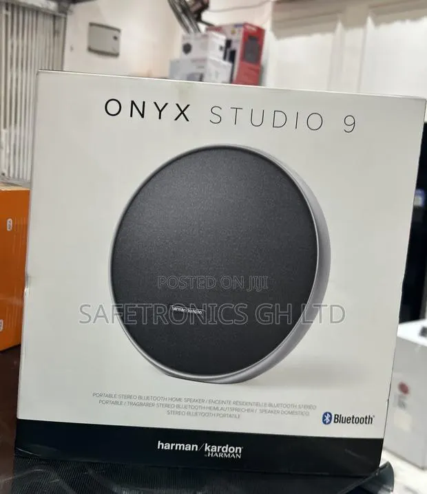 Crystal Clear Onyx Studio 9 Kardon Harman Speaker · Photo 1