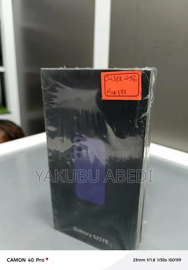 New Samsung Galaxy S23 FE 256 GB Purple · Photo 1