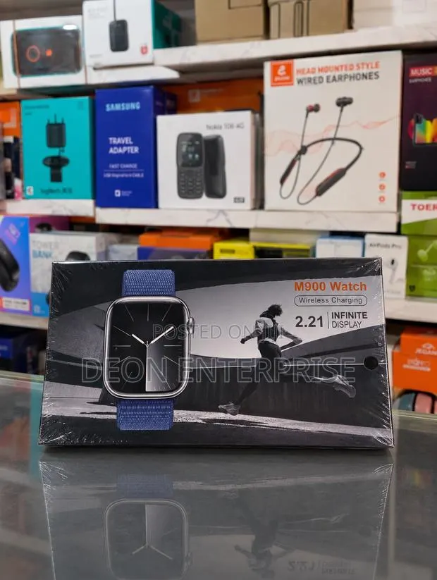 Fitness Tracking Watch · Photo 1