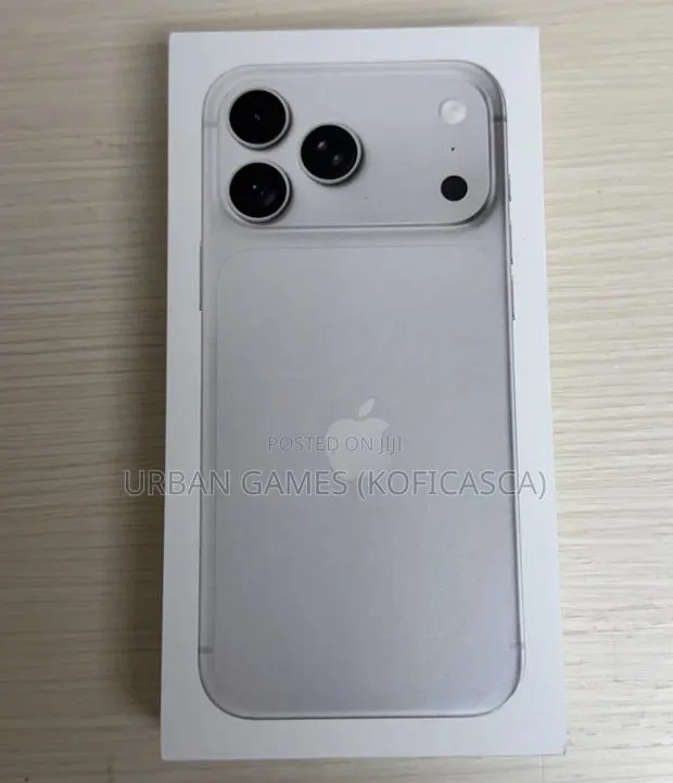 New Apple iPhone 18 Pro Max 256 GB Silver · Photo 1